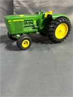 John Deere 5020