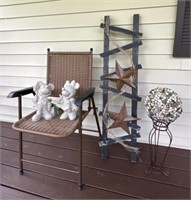 Folding Lawn Chair, Stand, Mickey & Minnie