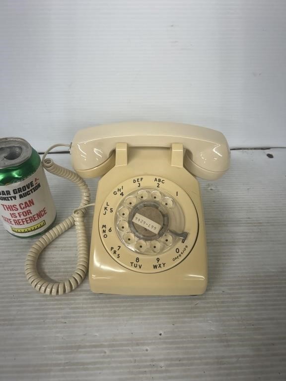 Collectable Electric rotary dial desk phone