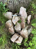 QUARTZ GROUP (MORE IN PILE THAN WHAT IS SHOWN)