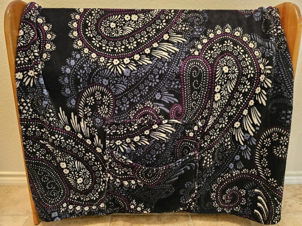 Vera Bradley Blanket  w/ Pocket is 43 x 60"