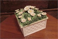 5" Zortea Bassano Ceramic Box With Daisies