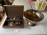 SILVER SERVING BOWL AND REED AND BARTON
