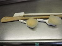 Pair of Mixing Paddles and cleaning brushes