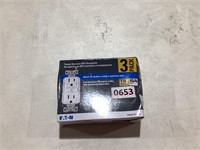 Eaton 15A receptacle 3pk