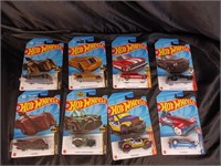 COLLECTIBLE HOT WHEELS / 8 PCS