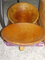 2 Wood bowls FOYER