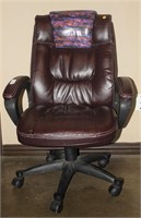 BROWN OFFICE CHAIR