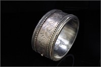 Victorian silver hinged bangle