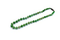 Art Deco jade bead necklace