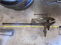 Large bench vise