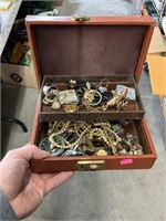 Vintage Estate Jewelry Box with Jewelry