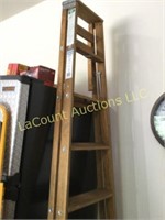 8' wood folding ladder good condition