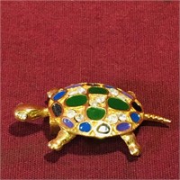 Costume Jewelry Turtle Brooch
