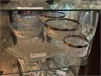SMALL TRAY AND THREE GLASS BOWLS