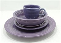 Fiesta Post 86 5 pc place setting, lilac