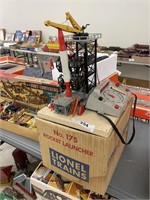 LIONEL ROCKET LAUNCHER #175