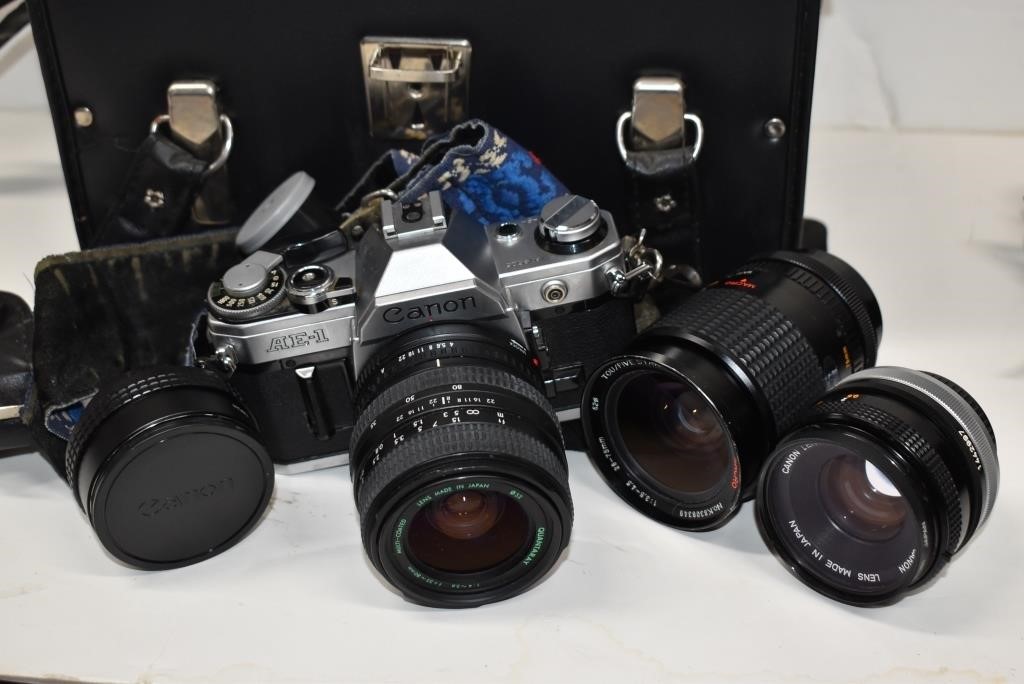 Vintage Canon AE-1 35mm Camera w/4 Lenses & Bag
