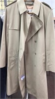 Misty Harbor lined trench coat size 40 long