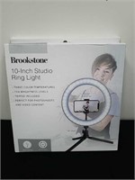 New Brookstone 10-in Studio ring light