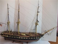 USS CONSTITUTION PLASTIC MODEL - NEEDS WORK