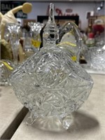 Lead crystal candy dish with lid