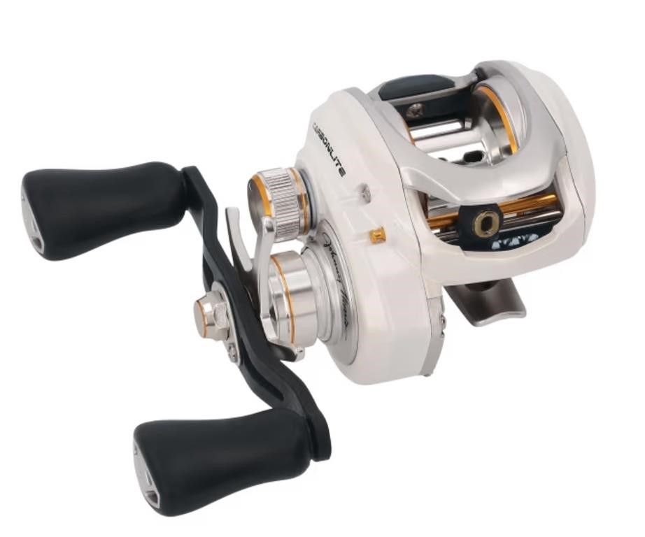 $130Retail-Johnny Morris Baitcast Reel

Used-