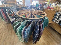 Wagon Wheel Clothing Rack w/Horse Shoe Bottom