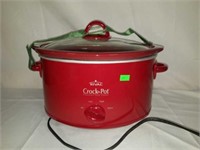 Like-New Red Rival Crock Pot