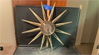 VINTAGE ELGIN STAR CLOCK