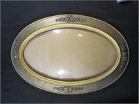 *Cool Vintage / Antique Oval Bubble Glass Frame