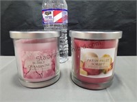 2 Scented Candles