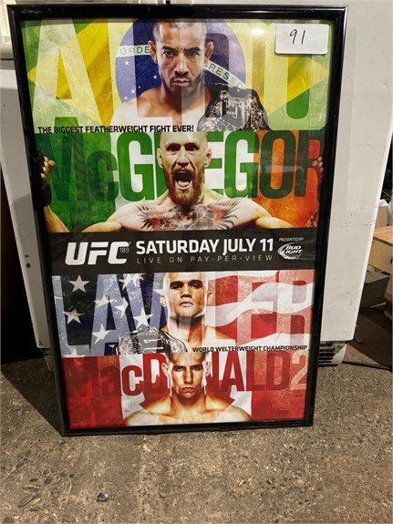 UFC Chicago South Loop Gym Equipment & UFC Fighting Posters