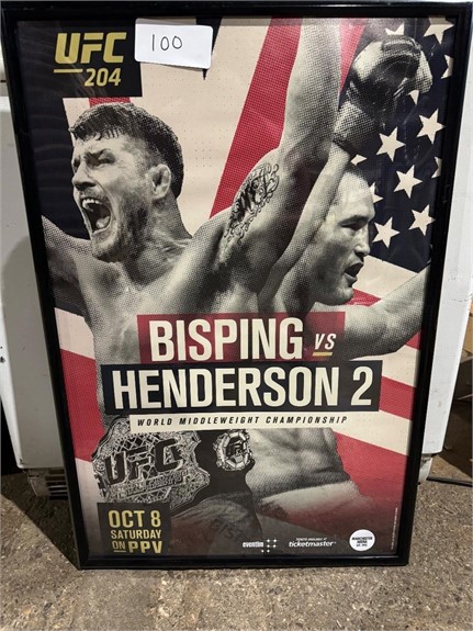 UFC Chicago South Loop Gym Equipment & UFC Fighting Posters