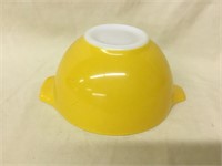 Pyrex DAISY Yellow Cinderella Mixing Bowl #441