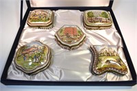 Porcelaine De Paris Pill Boxes in Case