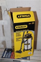 Stanley 5 gal shop vac - new in the box