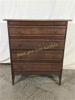 Walnut chest of drawers 42 in x 36 in x 15 in
