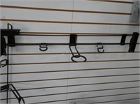 Steel Kombi system wall hanger - in showroom