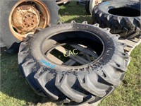 New Farm Pro 324 13.6-28 Tractor Tire