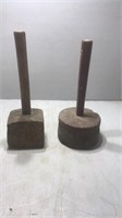 2 wooden mallets