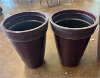 Pair of Planters (  NO SHIPPING)
