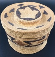 Lidded Tlingit rattle top cedar basket, 1940s, 3.7