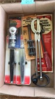 BOX LOT OF AUTOMOTIVE TOOLS