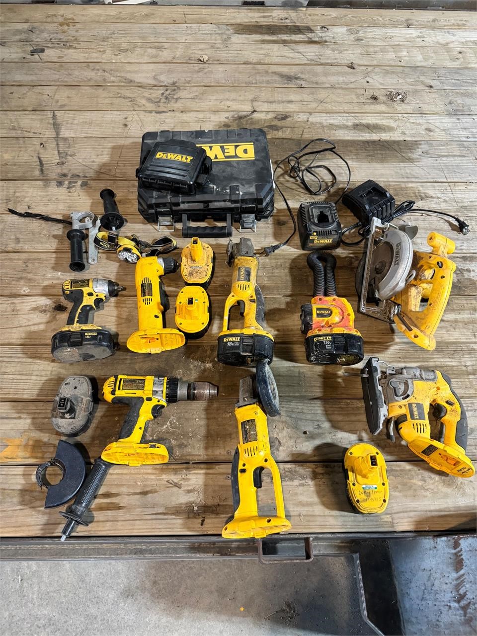 Lot Dewalt Tools