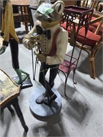 Frog figure with pool cue