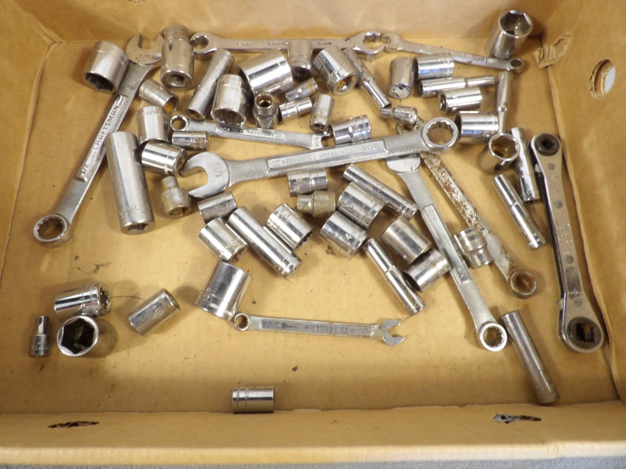 Craftsman Asst Sockets & Wrenches / SAE & Metric