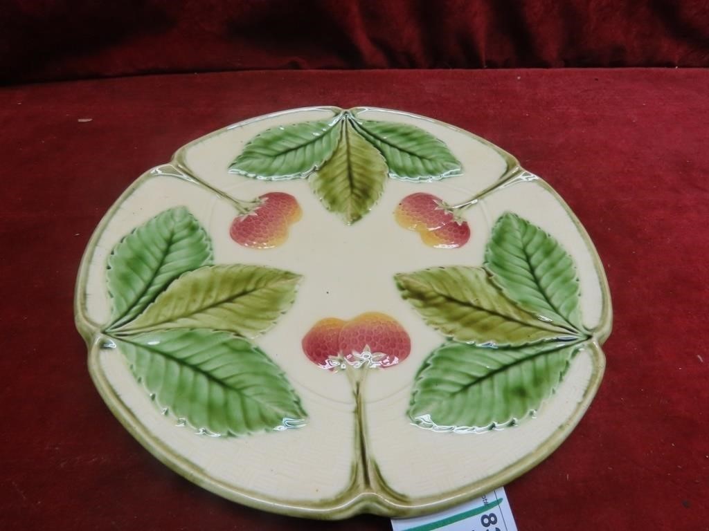 Antique majolica plate. Strawberries.