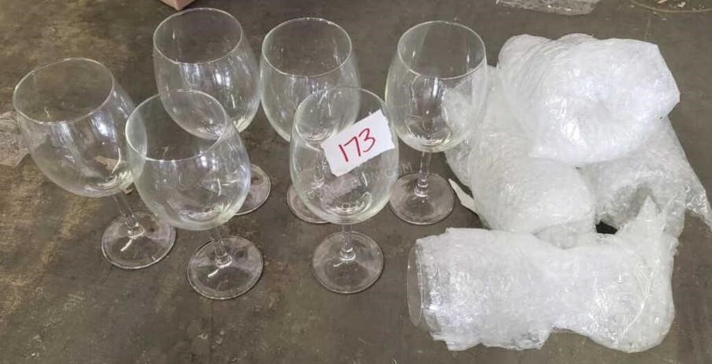 10 Wine Glasses