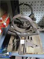 Antique Cast Iron Asparagas Buncher
